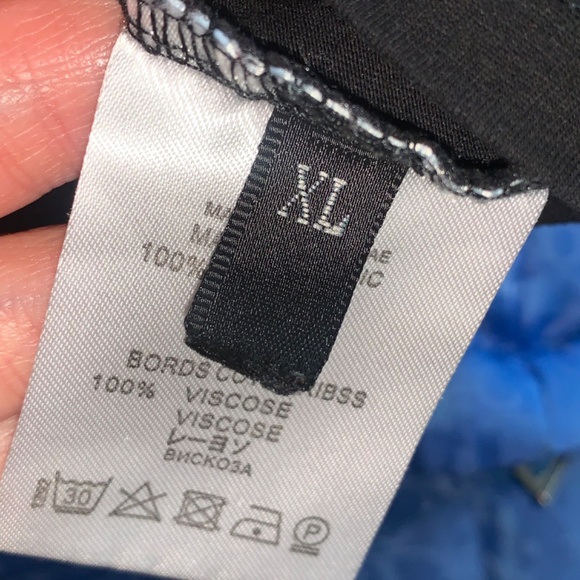 Super Rare Moschino - Picture 3 of 3